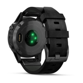 fēnix® 5 Plus Saphir, Schwarz mit schwarzem Lederarmband
